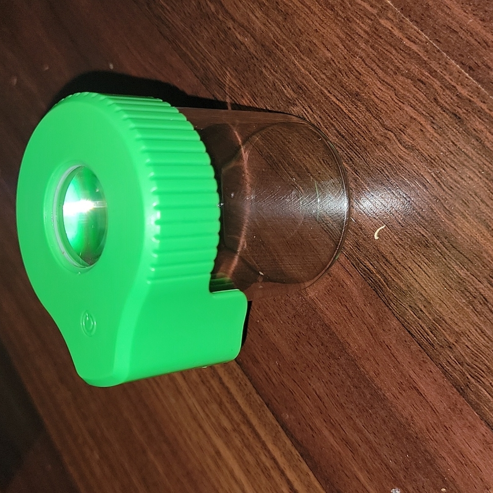Magnifying Jar W/ L.E.D Lights